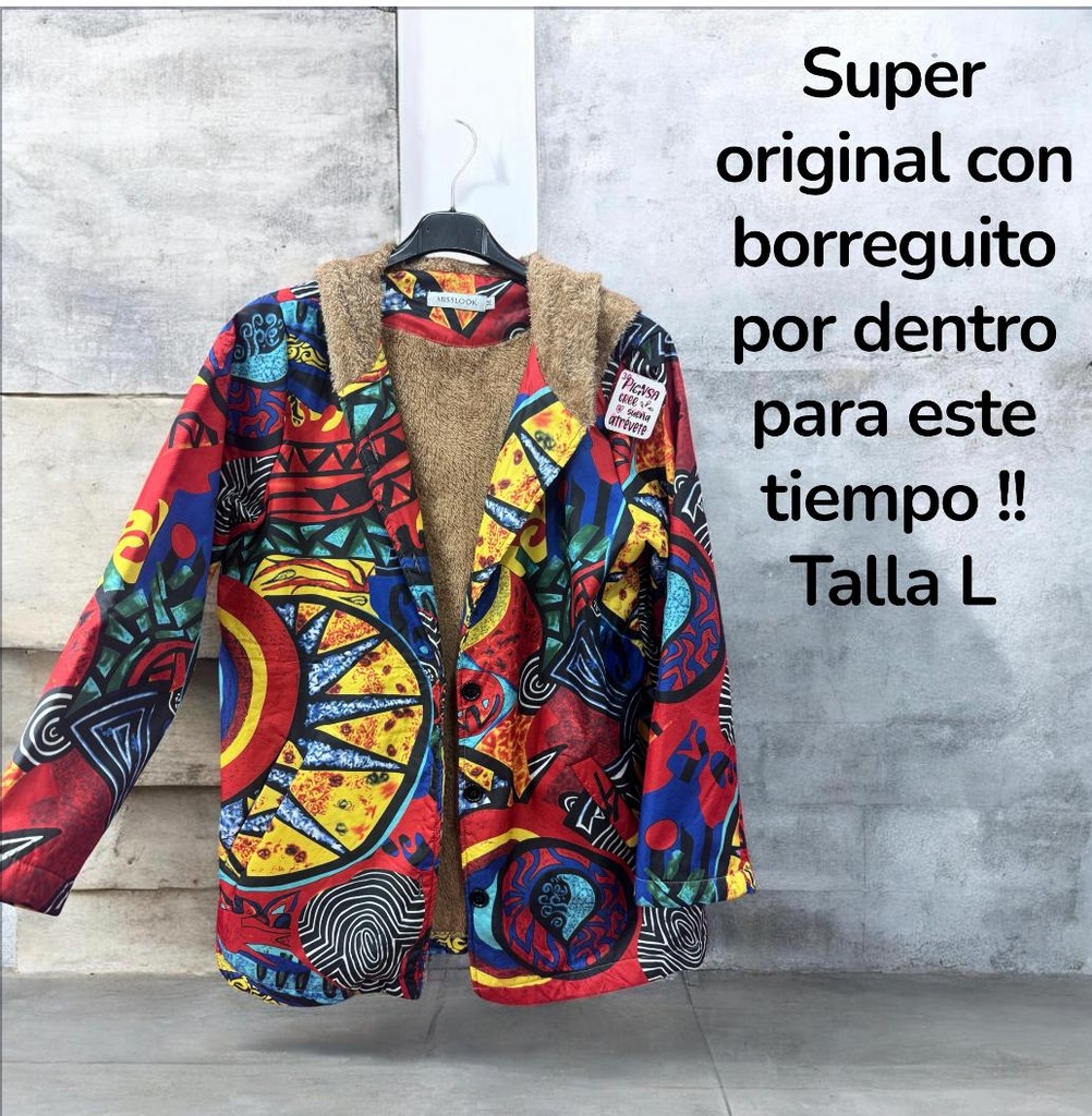 Chaqueta modelo super original con borreguito por dentro talla L